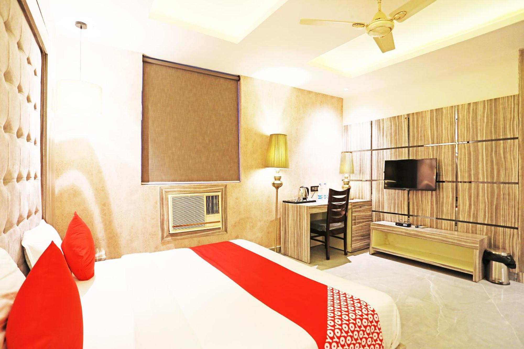 Fabhotel Ronald Inn Faridabad Exterior foto
