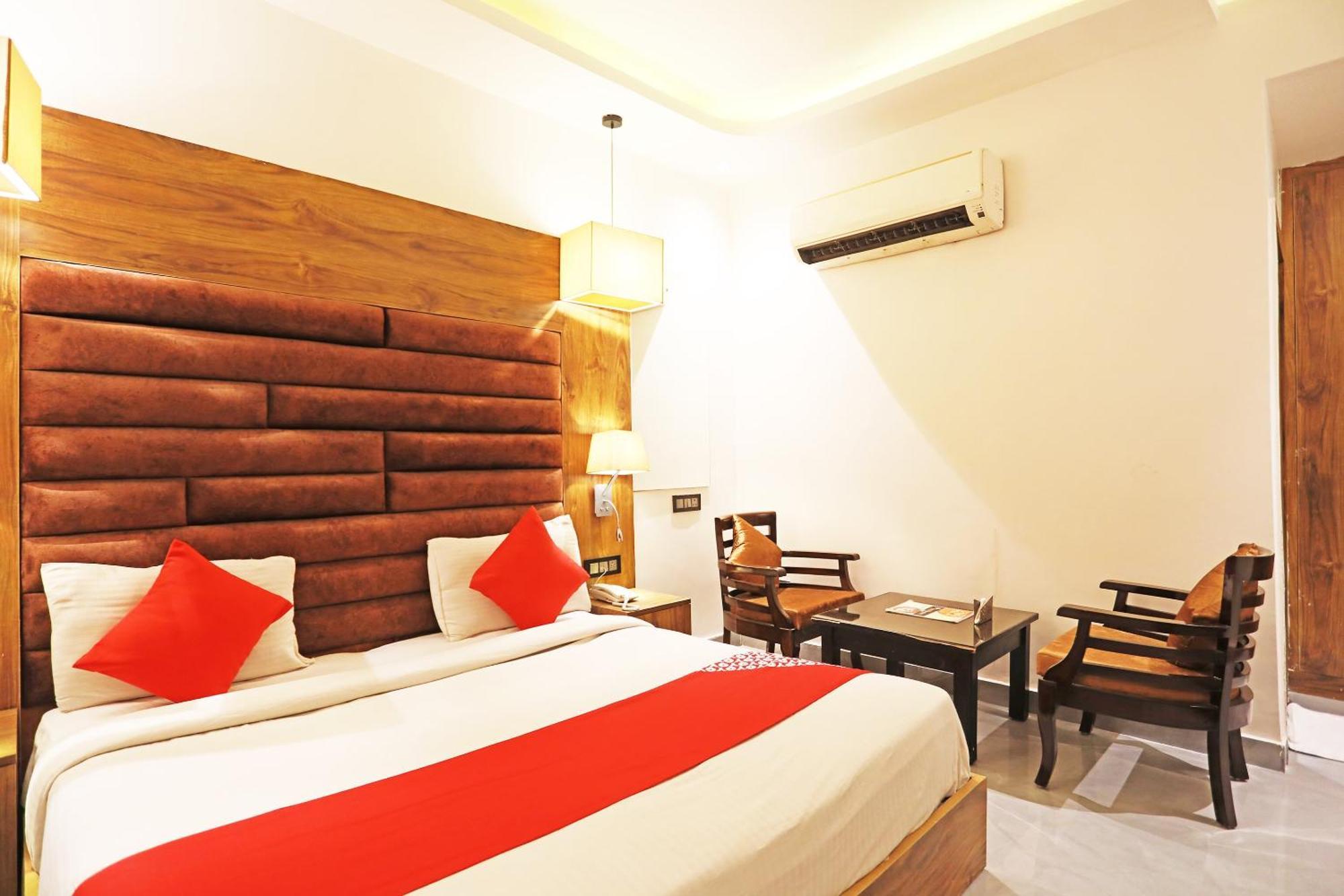 Fabhotel Ronald Inn Faridabad Exterior foto