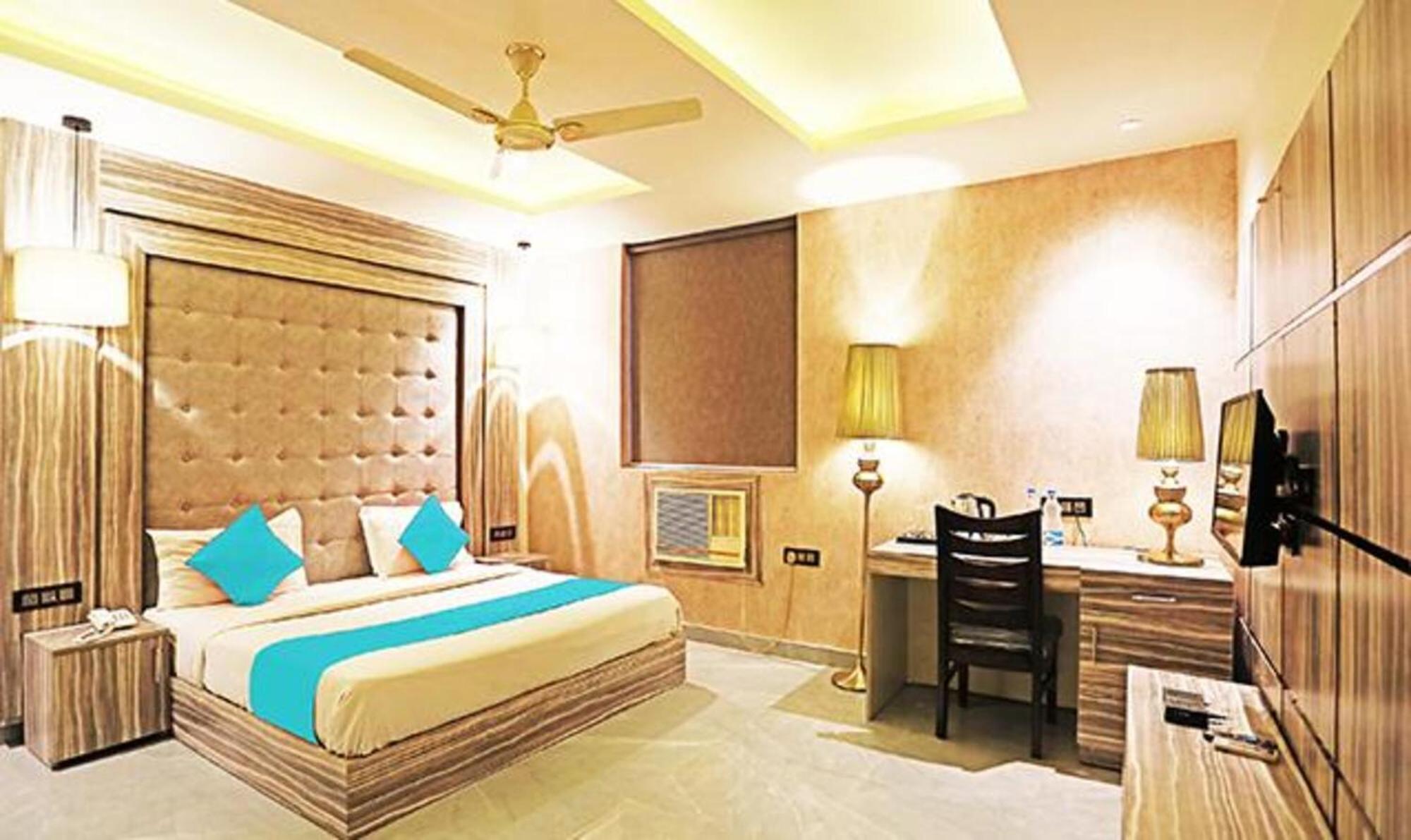 Fabhotel Ronald Inn Faridabad Exterior foto